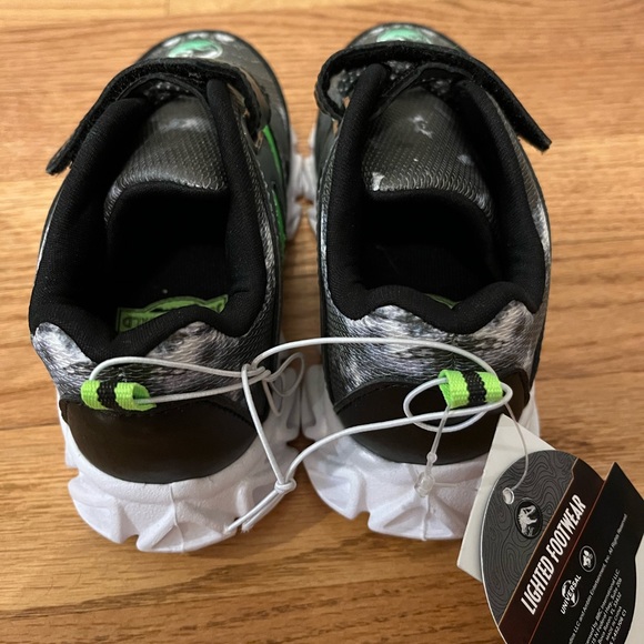 Brand NEW! Light Up Dino Shoes 🦖 - Picture 4 of 8
